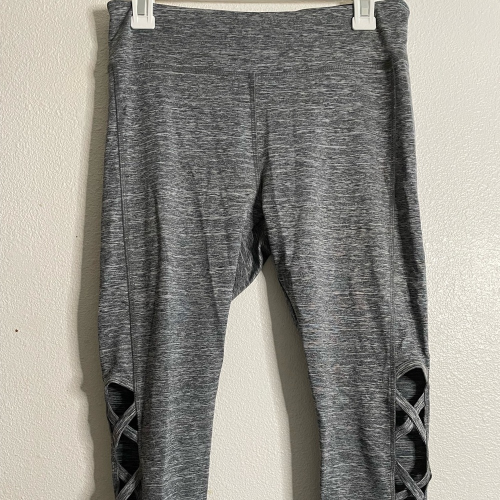 Criss Cross design Quad leggings